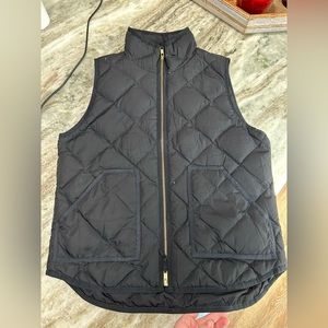 J Crew Black Quilted Puffer Vest - M